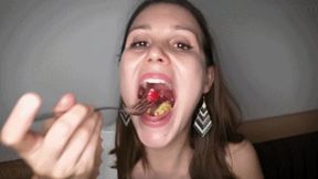 Emma Self-Filmed Intimate Eating of Burger & Salad