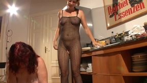 Gina does blowjob while the couple fucks