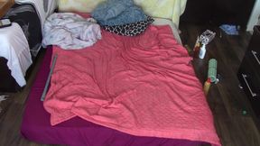 Amateur couple hot sex in the bedroom.