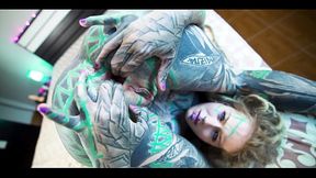 Tattooed girl loves deep anal gaping and cum play