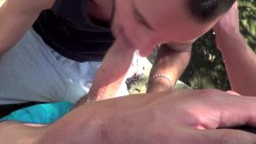 bogosse de 22 an sbaise par un daddy en exrerieur