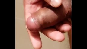 Gay amateur cumin in bath