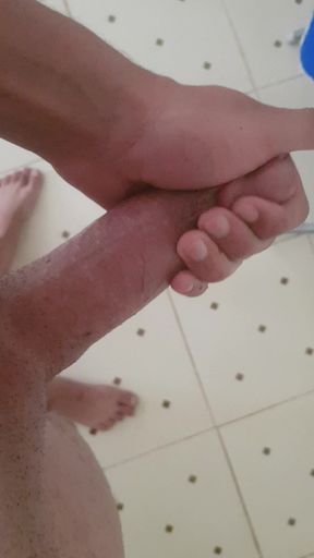 Moroccan penis I want one to make videos for him