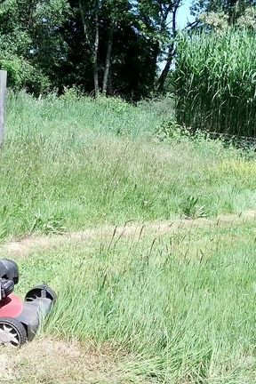 Strong Wife Workday - Strong BBW Uses Her Man as Leg Press After Mowing the Lawn