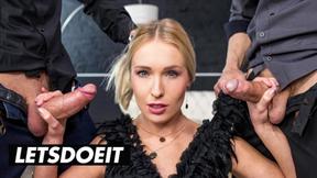 ”Angelika Grays Double Cock Assfucking - HER LIMIT”