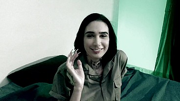 MARCELA DIMOV NOS BASTIDORES DOS SEUS PRIMEIROS FILMES PORNÔ PARA O QUENTE.CLUB