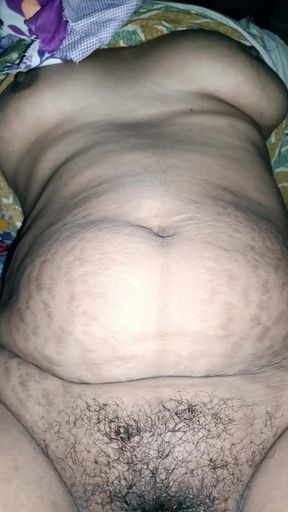 Indian Wife with Dilods Vhivreter