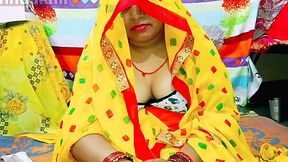 Indian MILF's anal adventure in Hindi audio