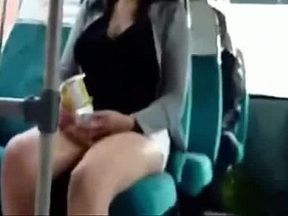 Amateur Upskirt no Panties