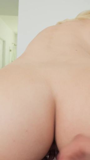 Petite Blonde Madison Summers Craves Your Cock