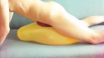 Twink masturbates with yellow balloon and cums hard