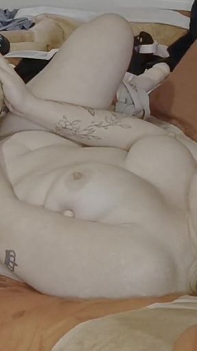 It Hurts but I Like Double Penetration of My Stepister I Fuck Her Vagina and Put a Rubber Cock up Her Ass, She Has an Orgasm