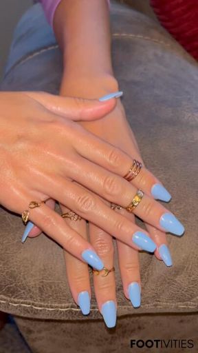Hand Fetish - Long Fingers Nails Model