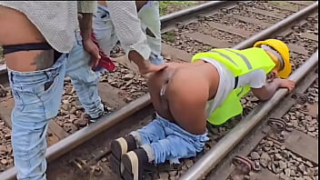 Oper&aacute_rios foderam gostoso com o chefe durante a pausa almo&ccedil_o (TEASER)