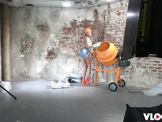 Seductive Kitana Lure Expresses Her Burning Lust