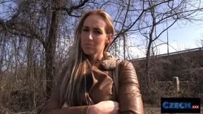 Blonde babe cheats on her boyfriend for cash