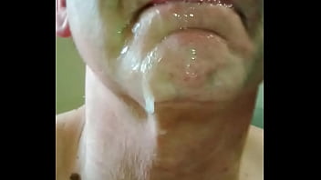 PLAYING  WITH MY CUM