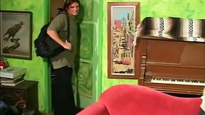 Sexy blonde milf on the cock   cum in mouth