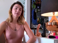 home made amateur blonde Masturbating