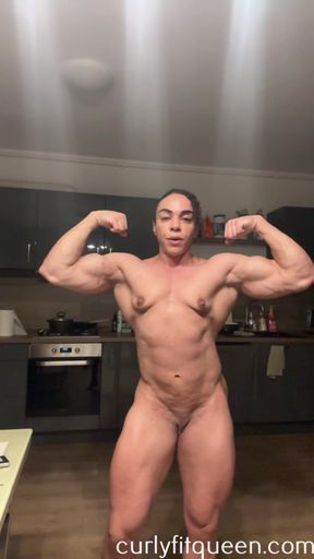 Perfect mix of slutty and muscular