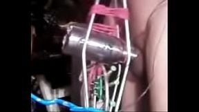 verga se le endurece con botella de metal electrica