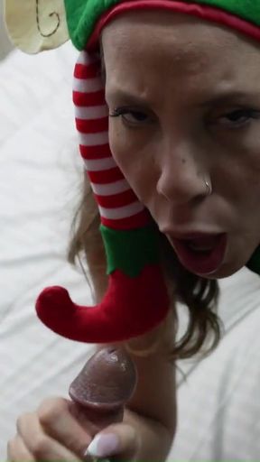 Cute hot bbw sucking my cock   Clip 1