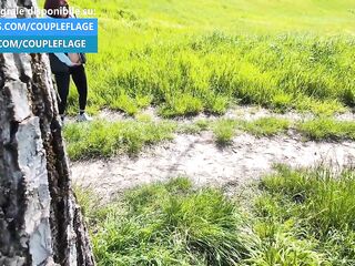 Pompino rischioso all&#039;aperto a un guardone sconosciuto