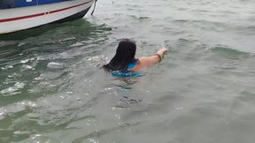 Chubby Latina what a big ass on the beach