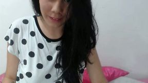 Long haired Colombian webcam cutie and her nice but too shy solo