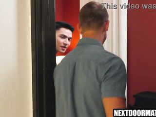 Uber driver screws homosexual customer