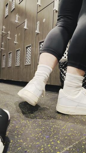 Nike AF1 Shoe Sock Strip to Sweaty Pink Hot Feet Soles and Red Toes