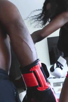 Paris Love Vs Doc Chocolate-boxing Match