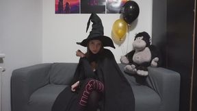 Saskia the Bubblegum Witch