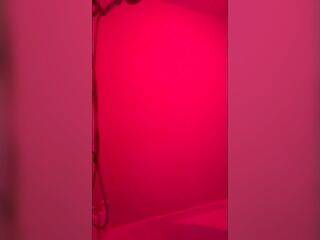 Hawt Teen With Giant Booty Masturbating In The Shower