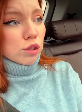 A Female Boss Fucked Her Subordinate!