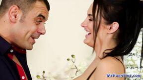 Slutty masseuse Alektra Blue ravaged by her client