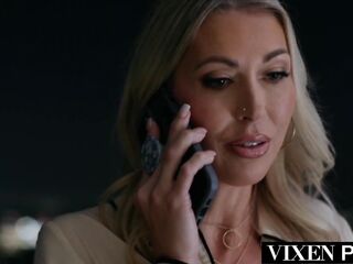 VIXENPLUS Cheating mother I'd like to fuck Holly Gets Tag Teamed By 2 BBCs