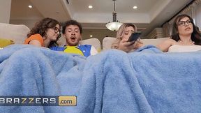 Lexi Luna and Chloe Surreal Share Bf's Cock with Stepdaughter Leana Lovings - Brazzers