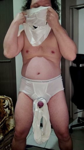 Vintage Fruit of the Loom white briefs show off, jerk off and cum