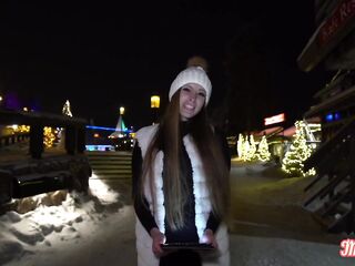 Kinuski, a stunning Scandinavian woman, craves anal sex