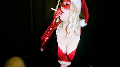 Mrs Clause sucks snow while smoking deep