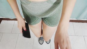 rosibel lets herself be fucked by her technician for having fixed her phone and not having a way to pay for the favor!!