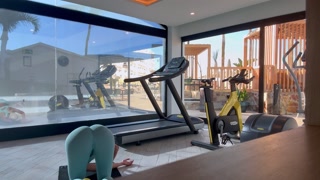 Fit Teen Bubble But Fucks her Personal Trainer after the Gym - Who is Lilly