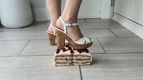 Raspberry Cake Crushing