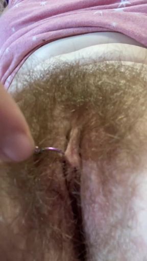 Hairy Pussy Heaven as I Fiddle and Twiddle My Beautiful Bush!