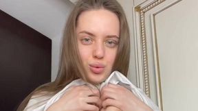 Community Creator
 @kattydesiire @Showing Boobs & #Nude #Shaved Pussy #Brunette #Natural Big Tits gratis film xxx | Tik.Porn