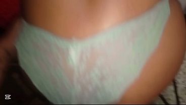 Hot wife gets creampied in a hurry