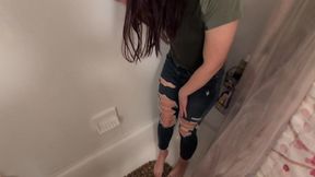 Amateur Girl Pee Desperation in Jeans