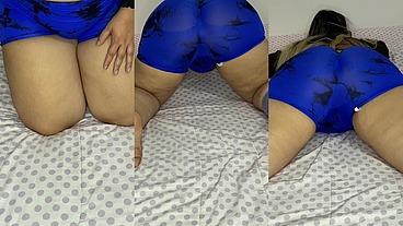 Grabo a mi Madrastra Culona mientras juega en cama en leggins