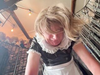 Part 4:- Maid Jaynes treat with Lanista Bear for being a wonderful hotty. Oral job sexs, popping candy and banging!
